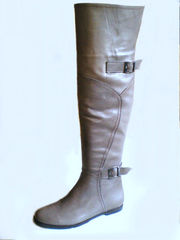 Классические кожаные ботфорты женские на низком каблуке