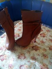 продам шкiряне взуння, розмiр 39, новi, осiннi